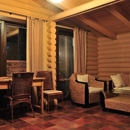 Partizan Beerlogovo Hotel Romankiv Δωμάτιο φωτογραφία
