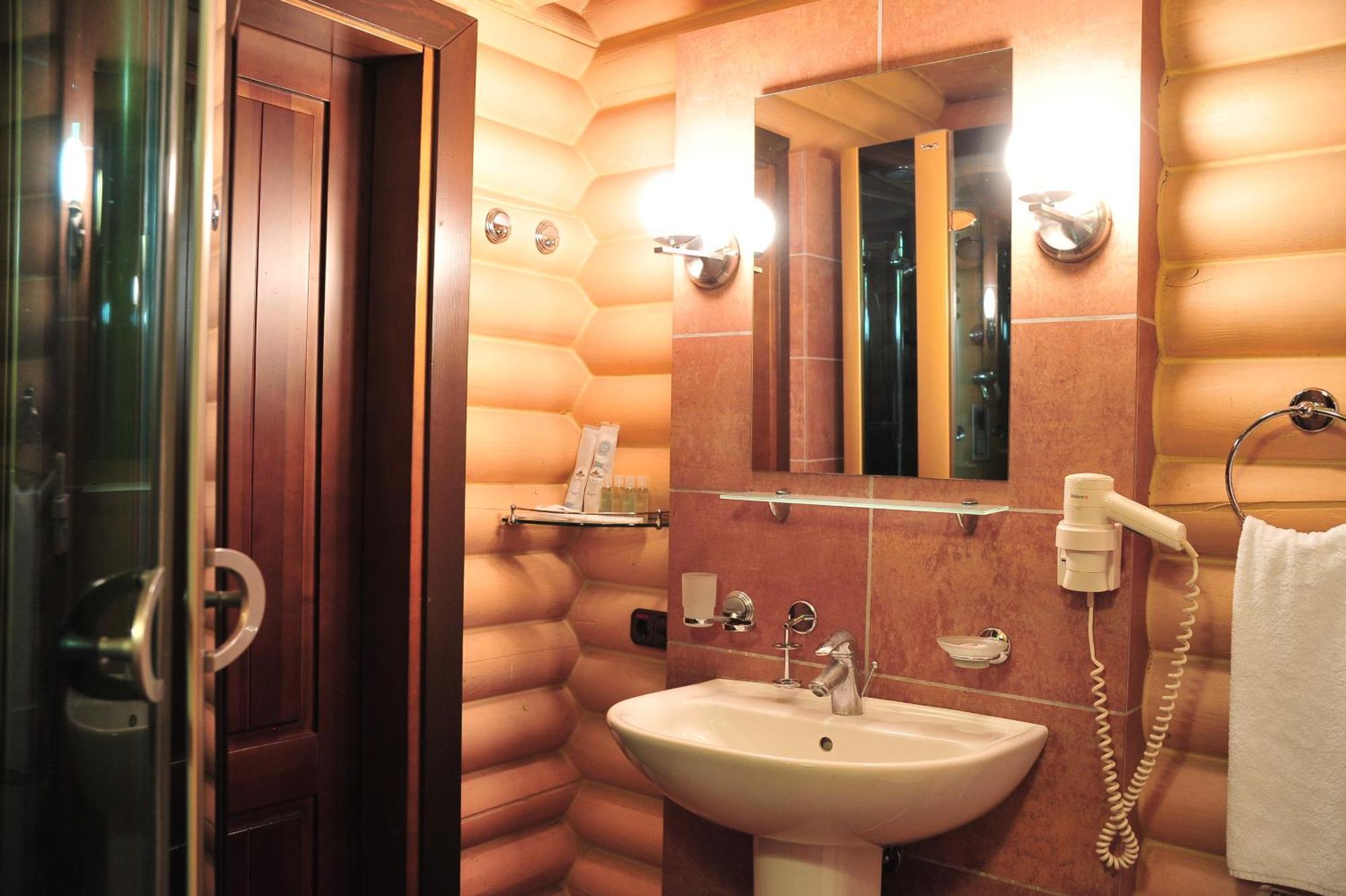 Partizan Beerlogovo Hotel Romankiv Δωμάτιο φωτογραφία